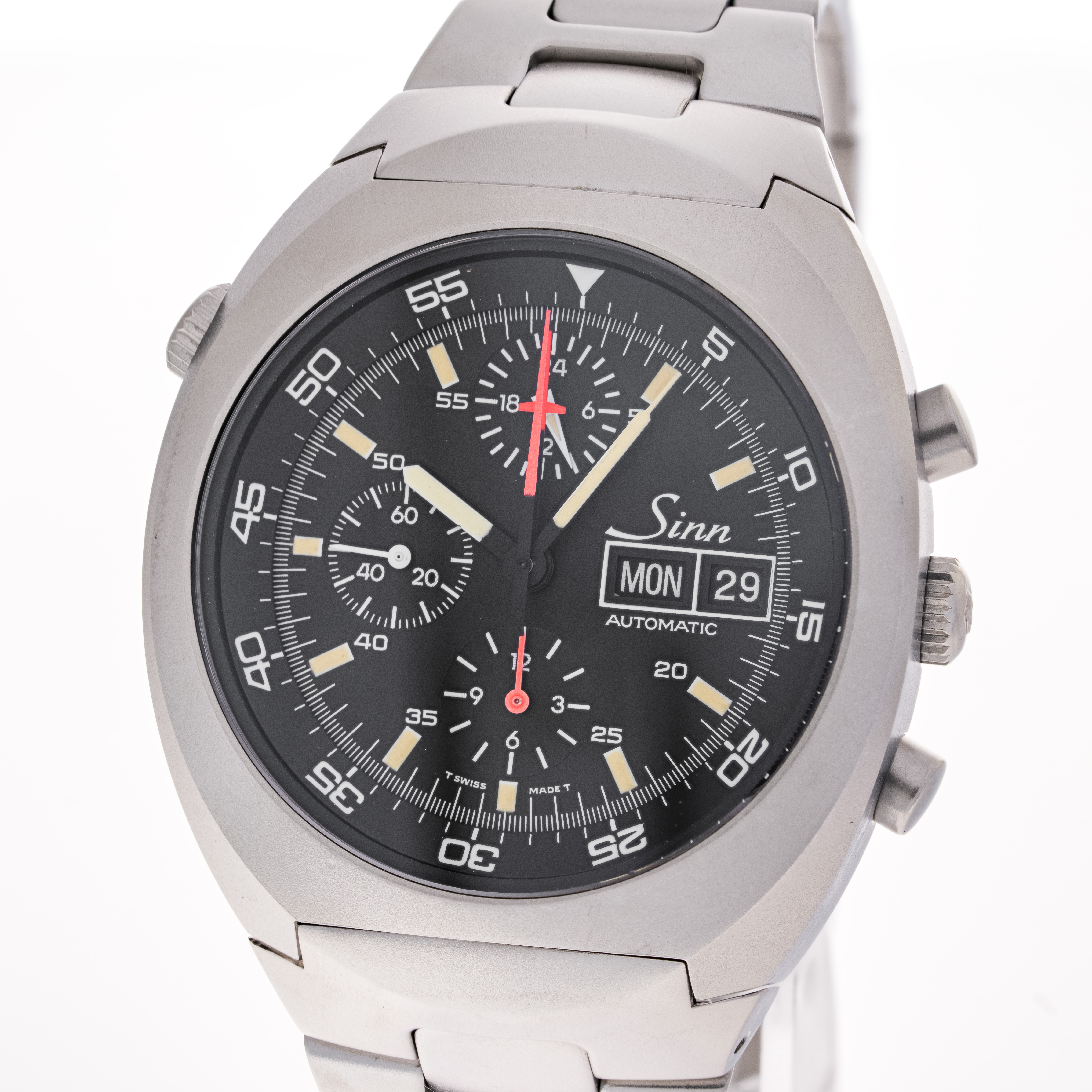 142 St II – Weltraum-Chronograph