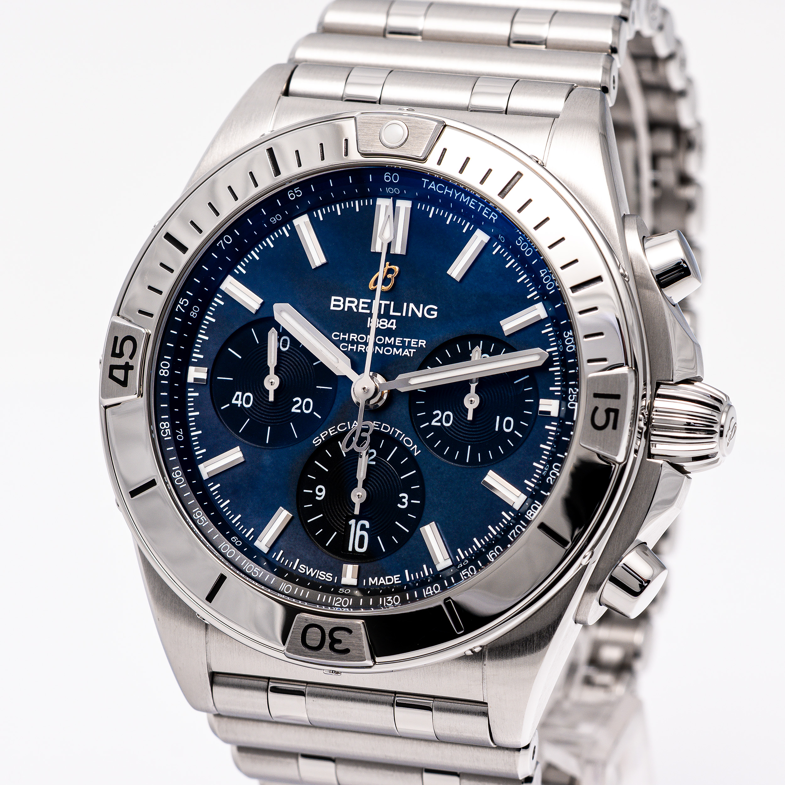 Chronomat B01 42 Japan