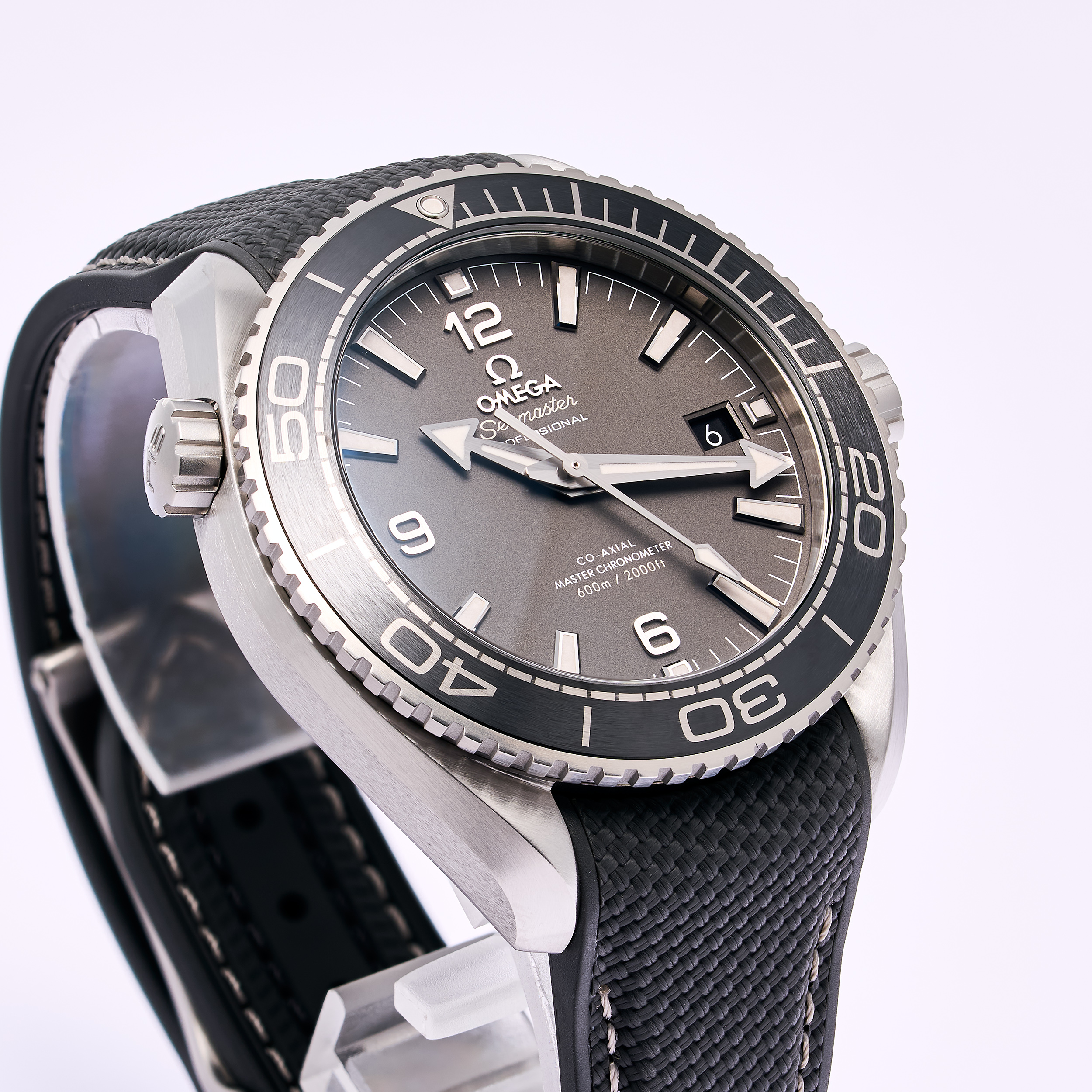 Seamaster Planet Ocean 600m Grey