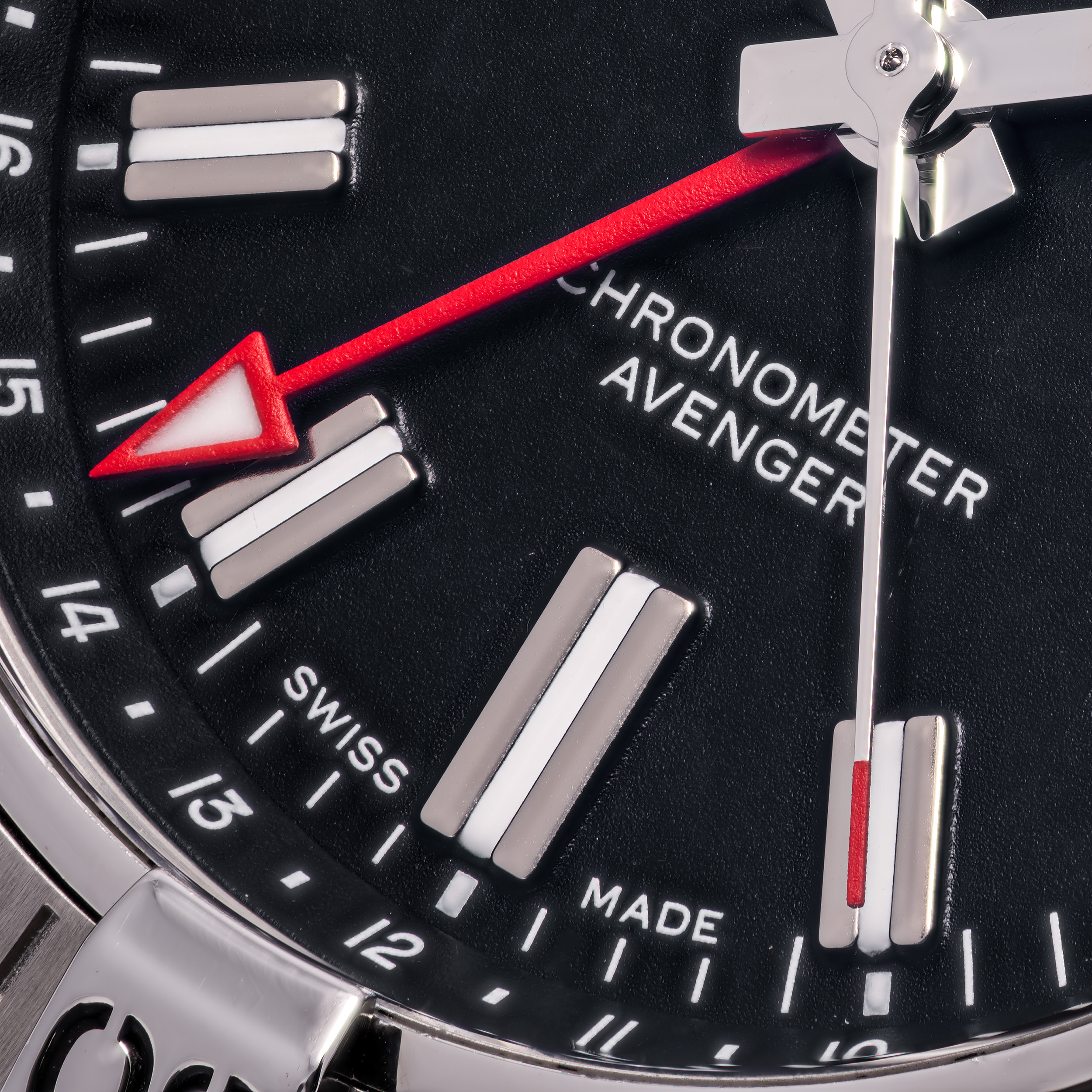 Avenger Gmt 43 Schwarz