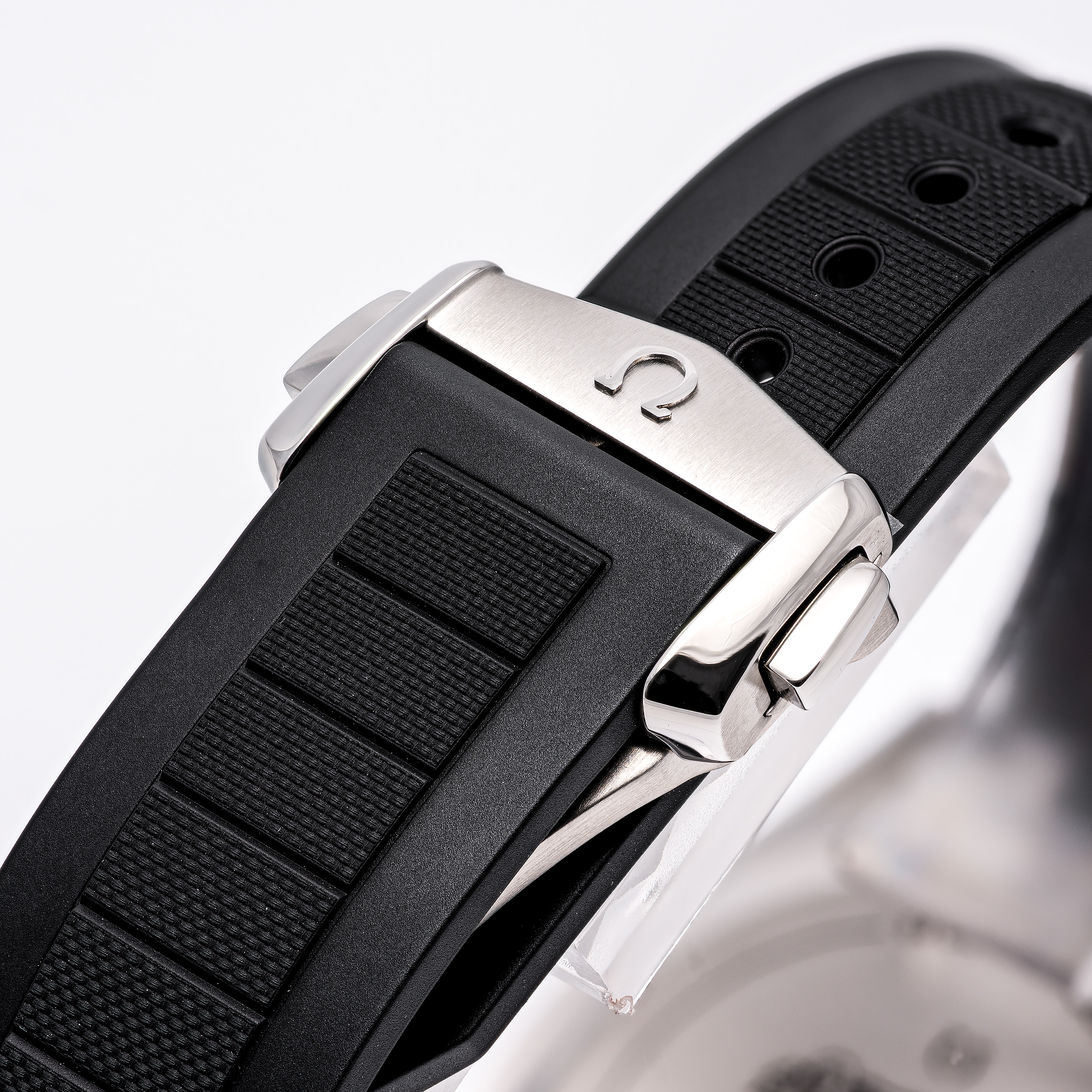 Seamaster Planet Ocean 600m Schwarz