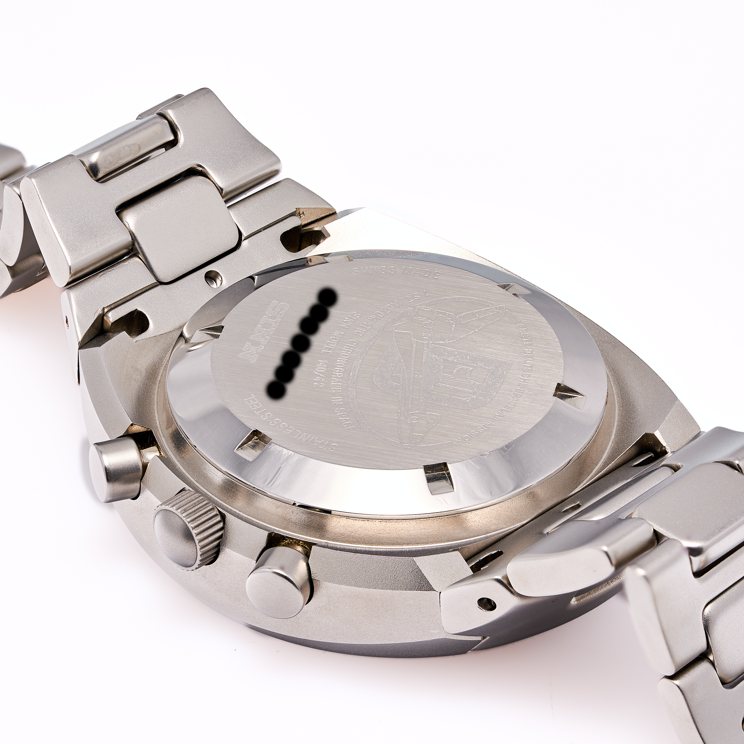 142 St II – Weltraum-Chronograph 44 Schwarz