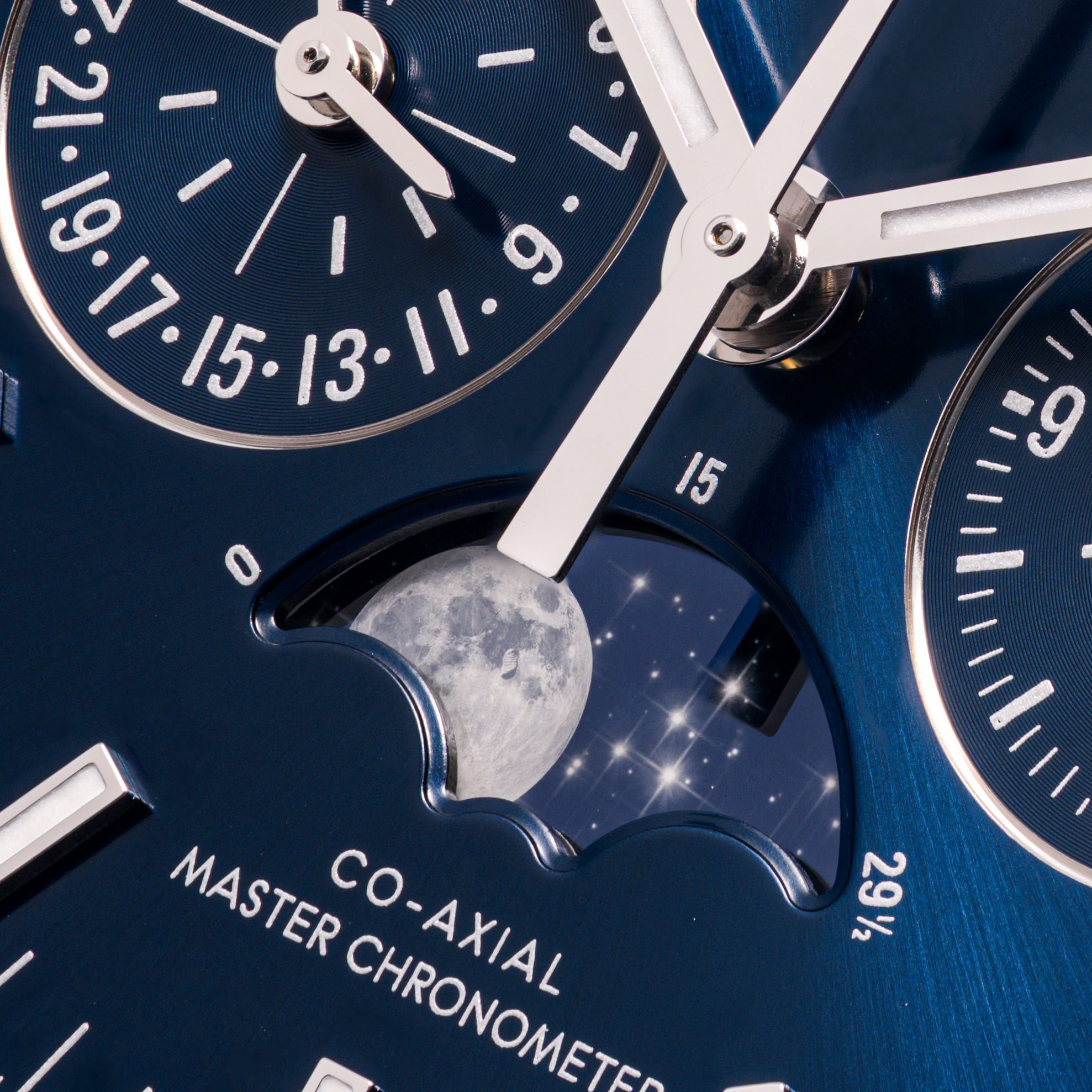 Speedmaster Moonphase Moonwatch 44