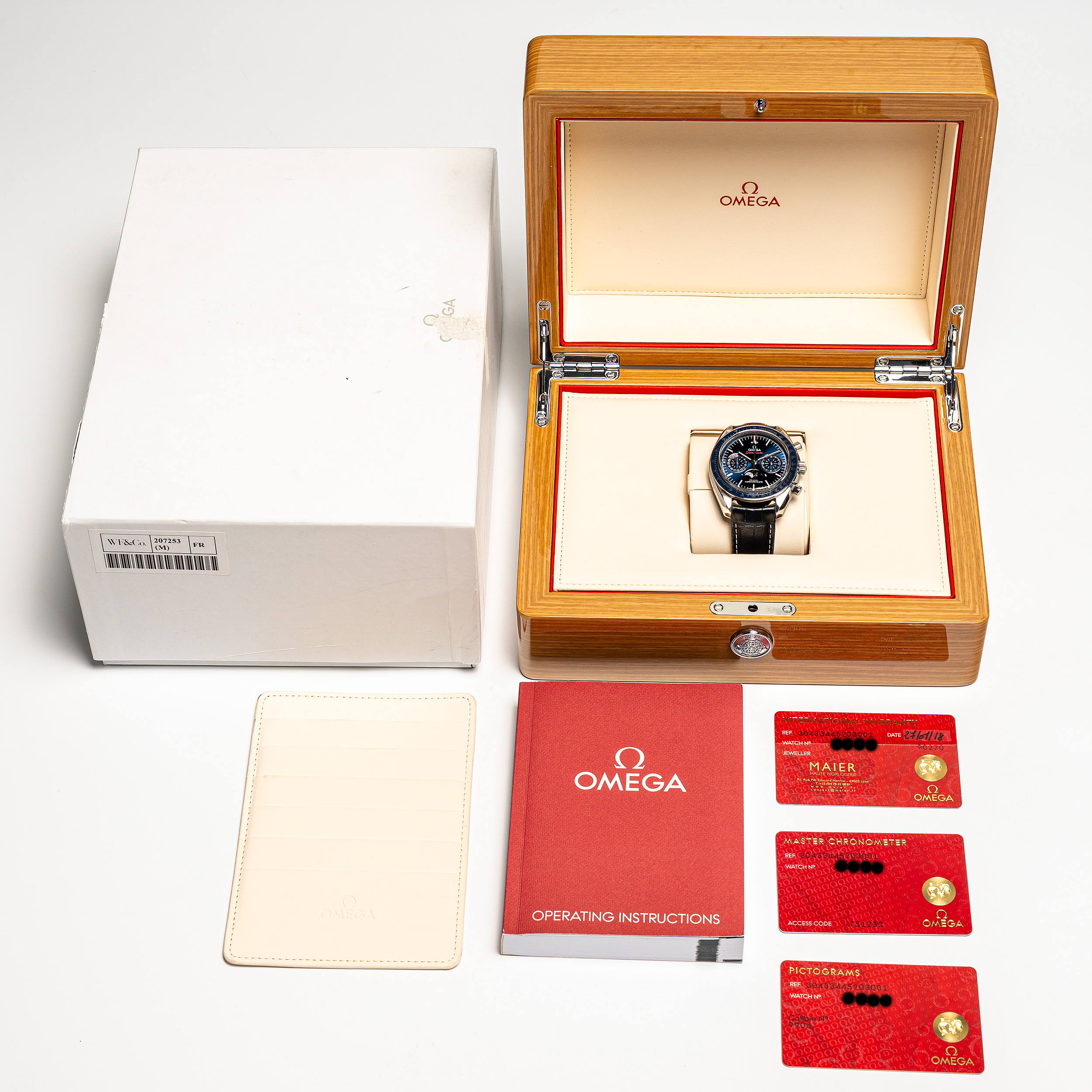 Speedmaster Moonphase Moonwatch 44