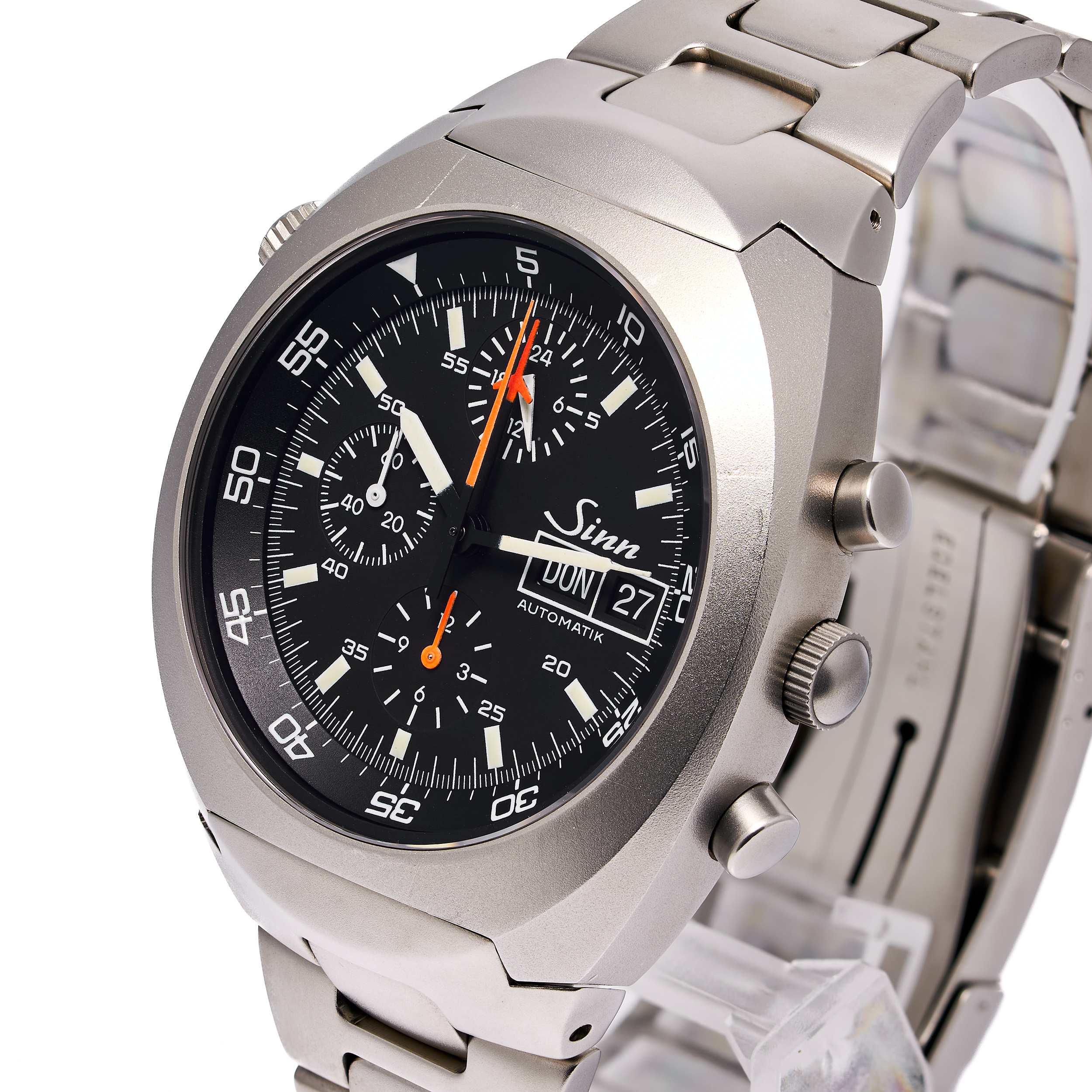 142 St II – Weltraum-Chronograph 44 Schwarz