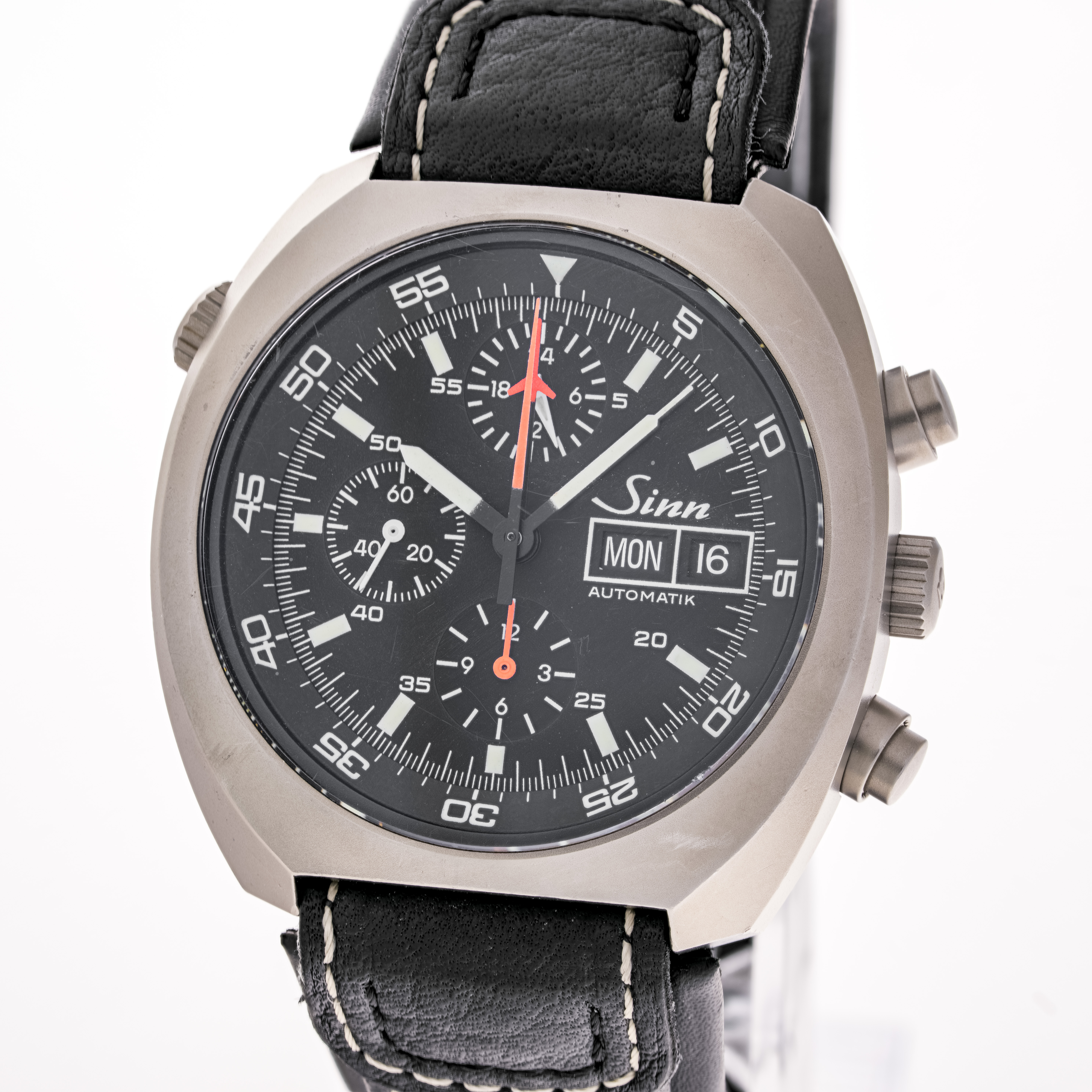 142 St II Weltraum-Chronograph