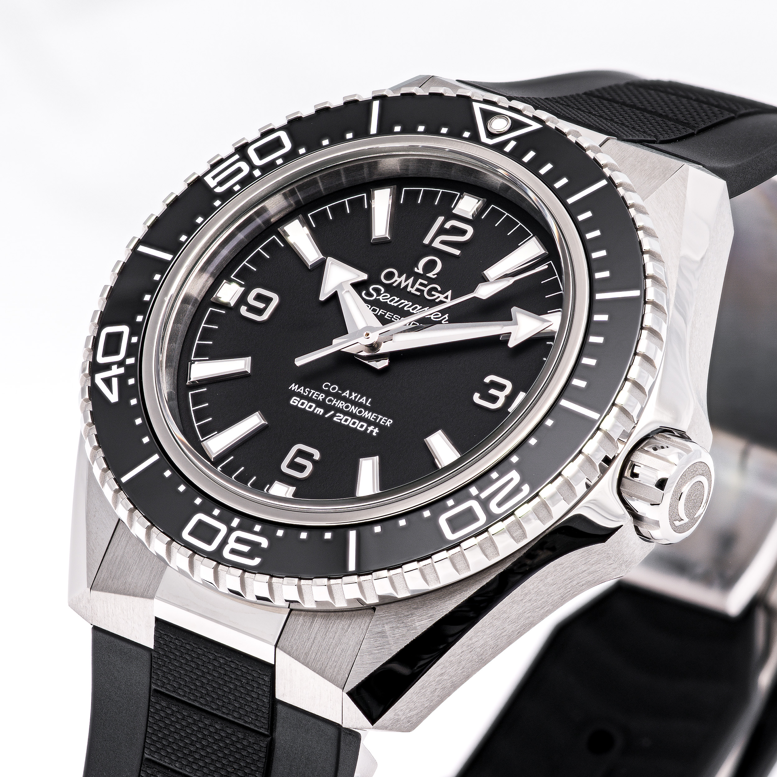 Seamaster Planet Ocean 600m Schwarz
