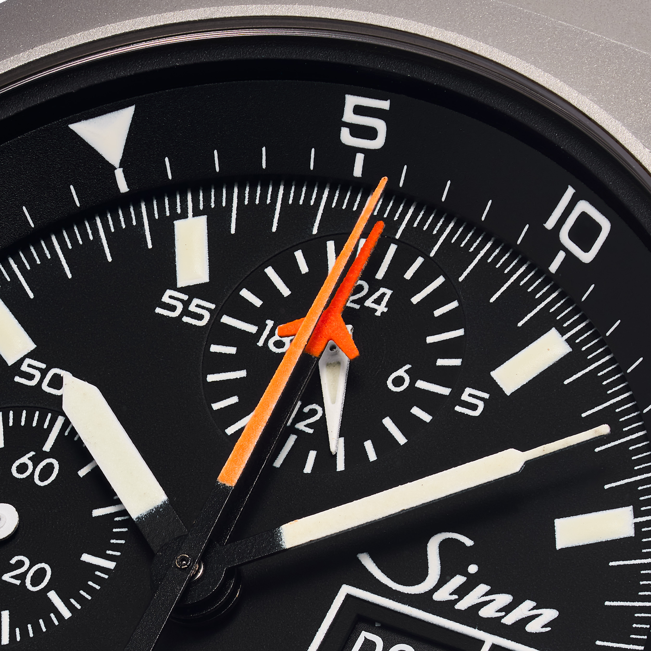 142 St II – Weltraum-Chronograph 44 Schwarz