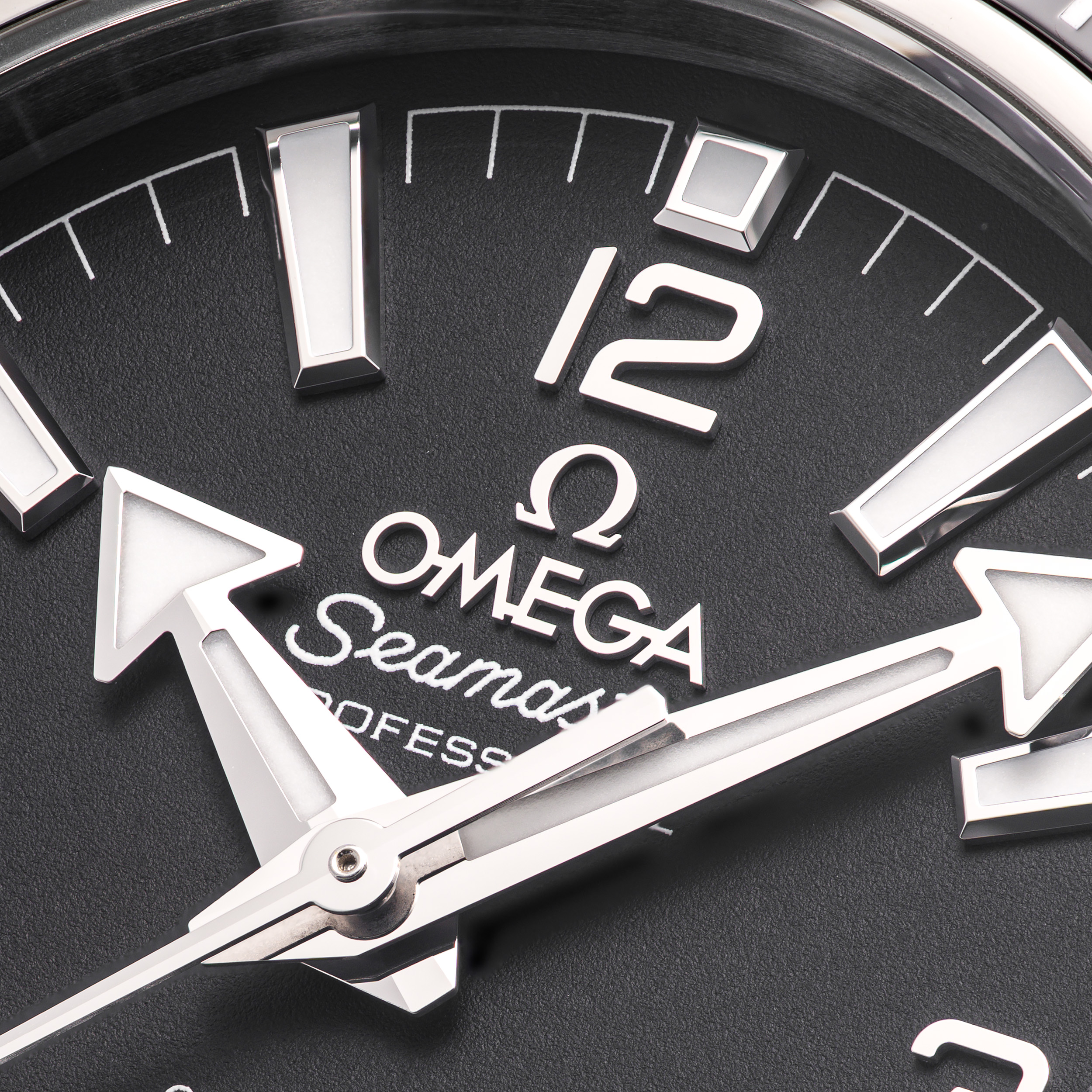 Seamaster Planet Ocean 600m Schwarz