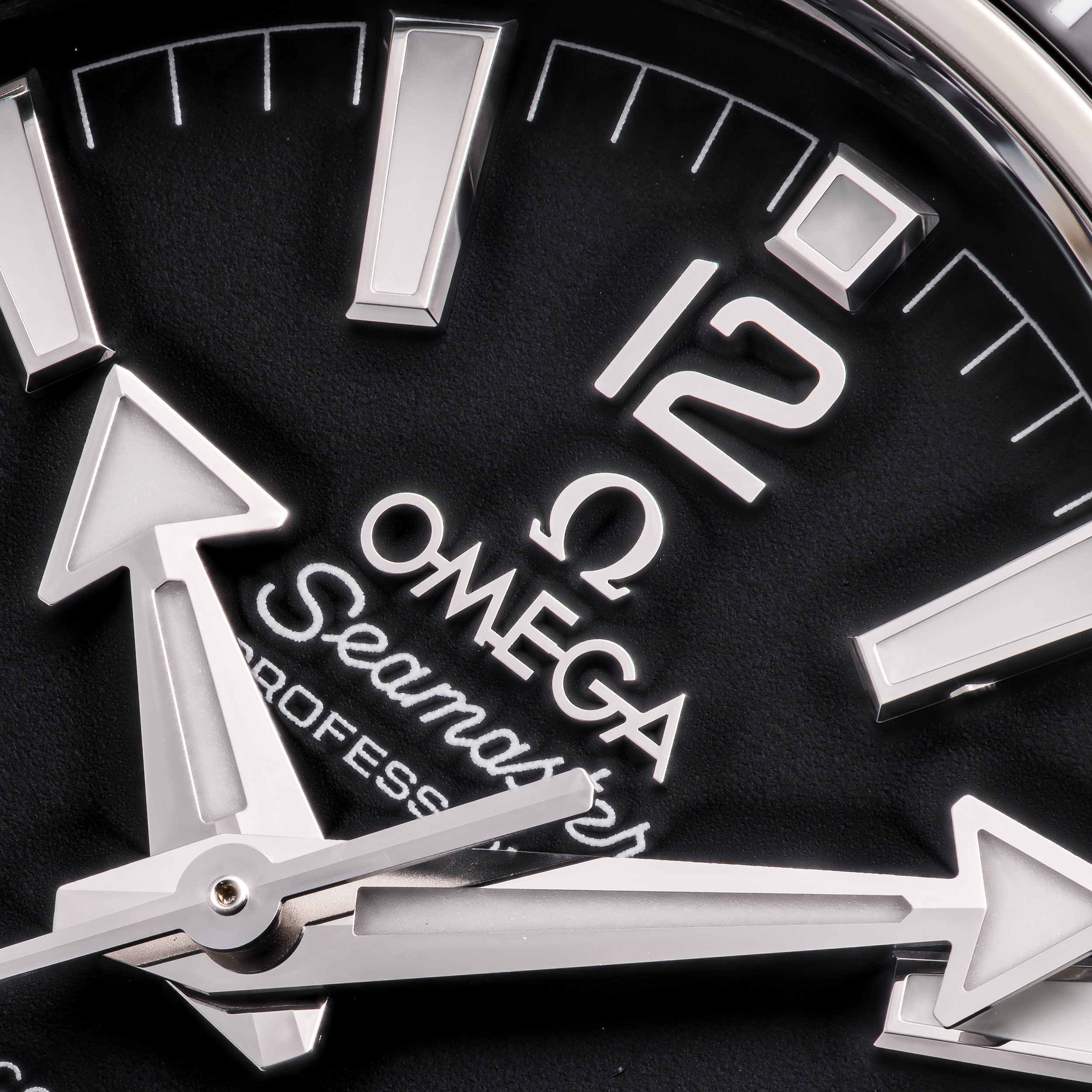Seamaster Planet Ocean 600m Schwarz
